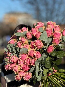 Букетик Роял Атена з евкаліптом  buketyk-roial-atena-z-evkaliptom фото